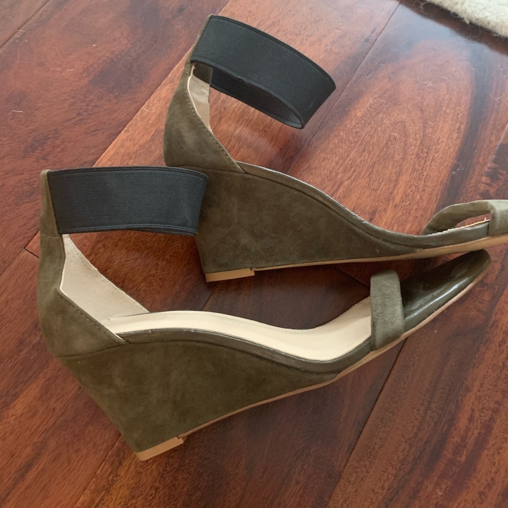 Woman shoes